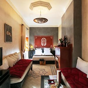 Deluxe Family Suite